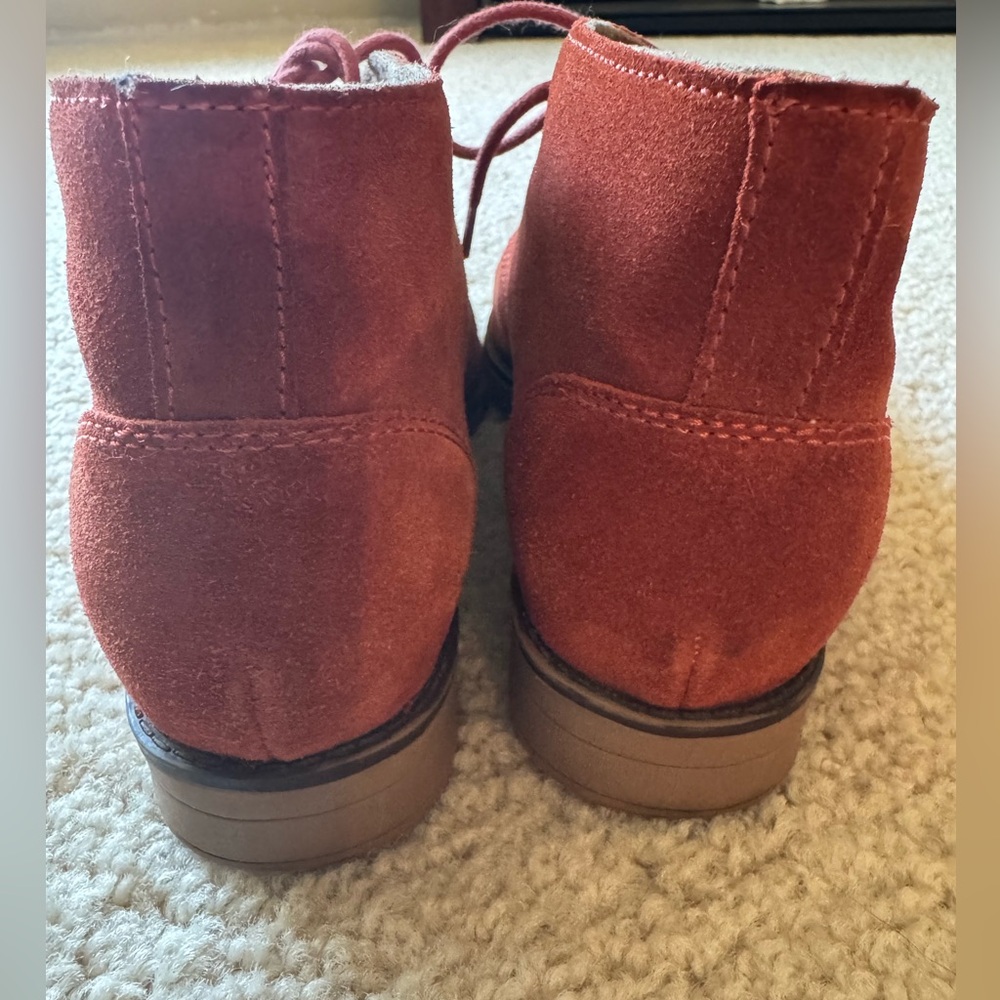 🧡 H.P. by Hush Puppies Moyen Orange Suede Booties – Size 7 - Picture 3 of 6
